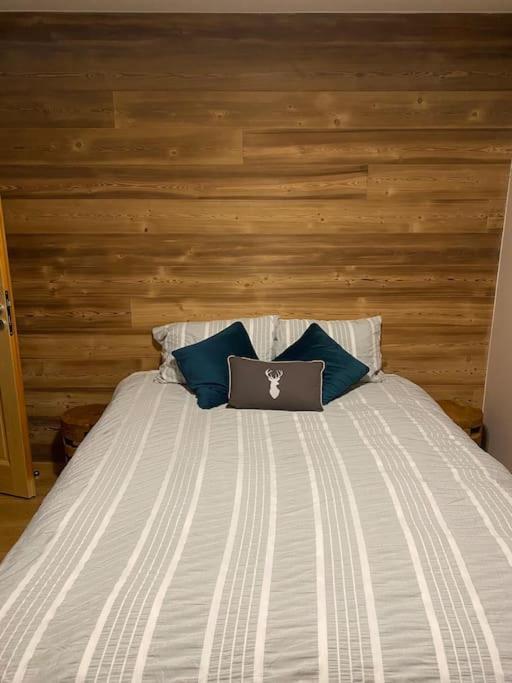 Gorgeous 2 Bedroom, 2 Full Bath, Ski In Apartment! Winner Of 2025 And 2024 Traveller Award! Morzine Kültér fotó